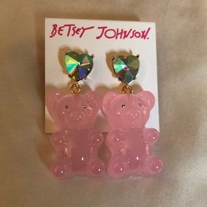 Betsey Johnson Gold Tone Pink Resin Gummy Bear & Heart Drop Earrings NWT